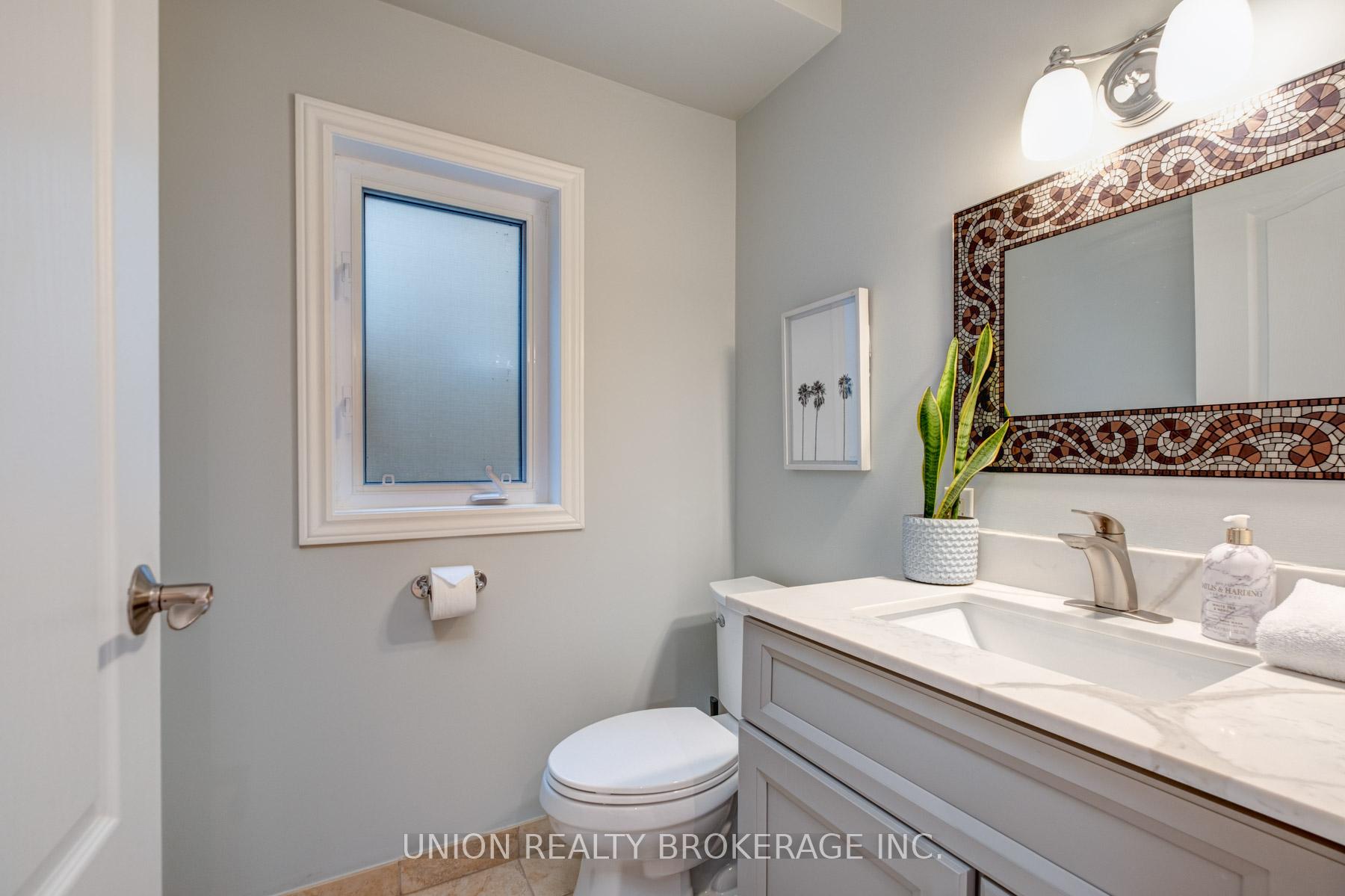 180 Bellefair Avenue, Toronto
