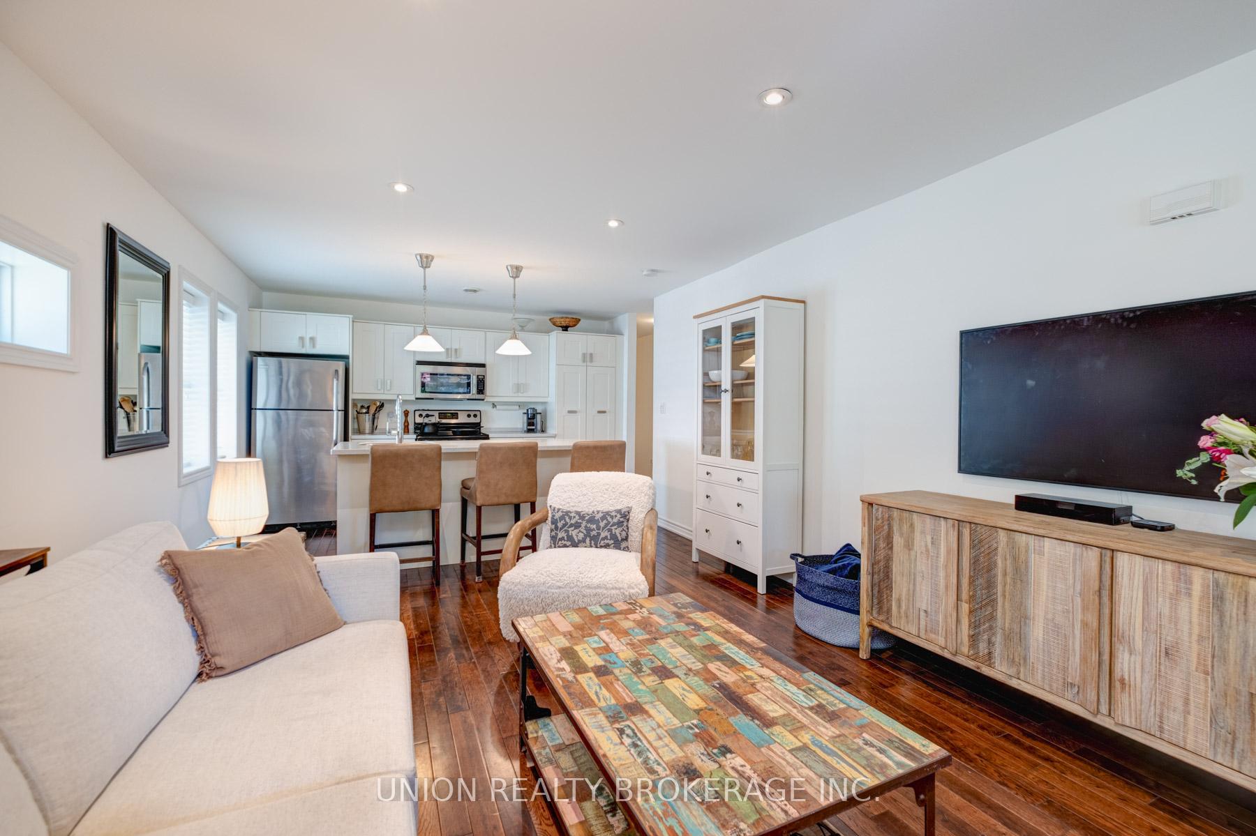 11 Bonfield Avenue, Toronto