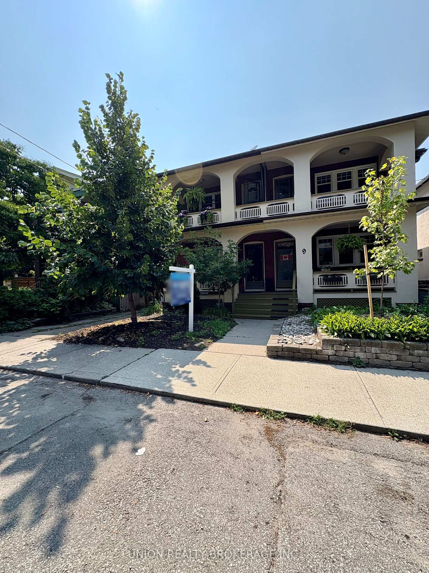 11 Bonfield Avenue, Toronto