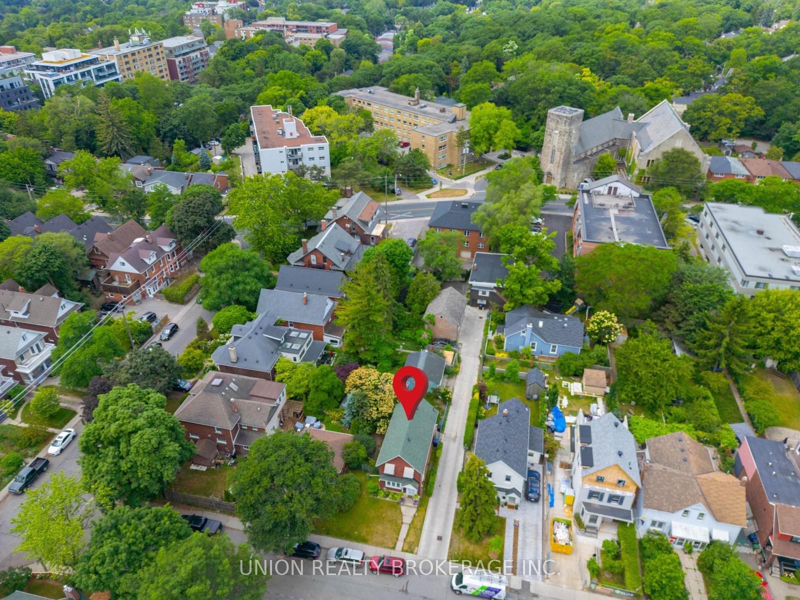 2 Kimberley Avenue, Toronto