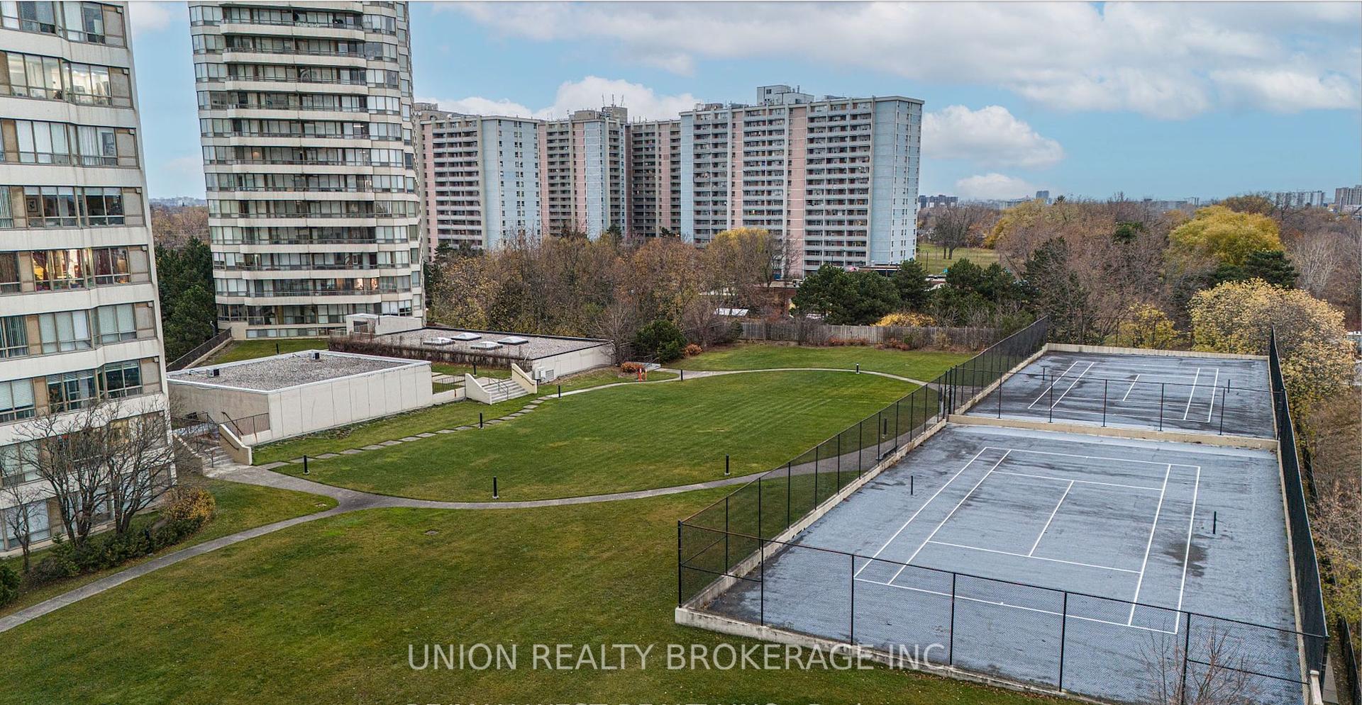 #1216 - 5 Greystone walk Drive, Toronto Unit: 1216