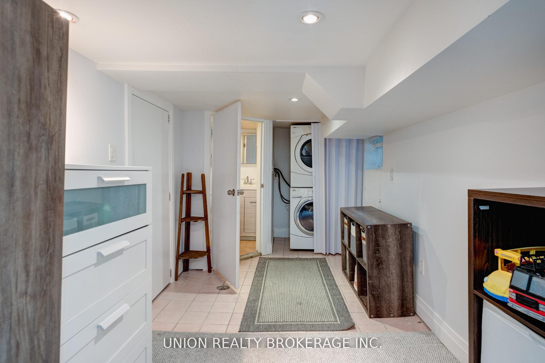 793 Woodbine Avenue, Toronto