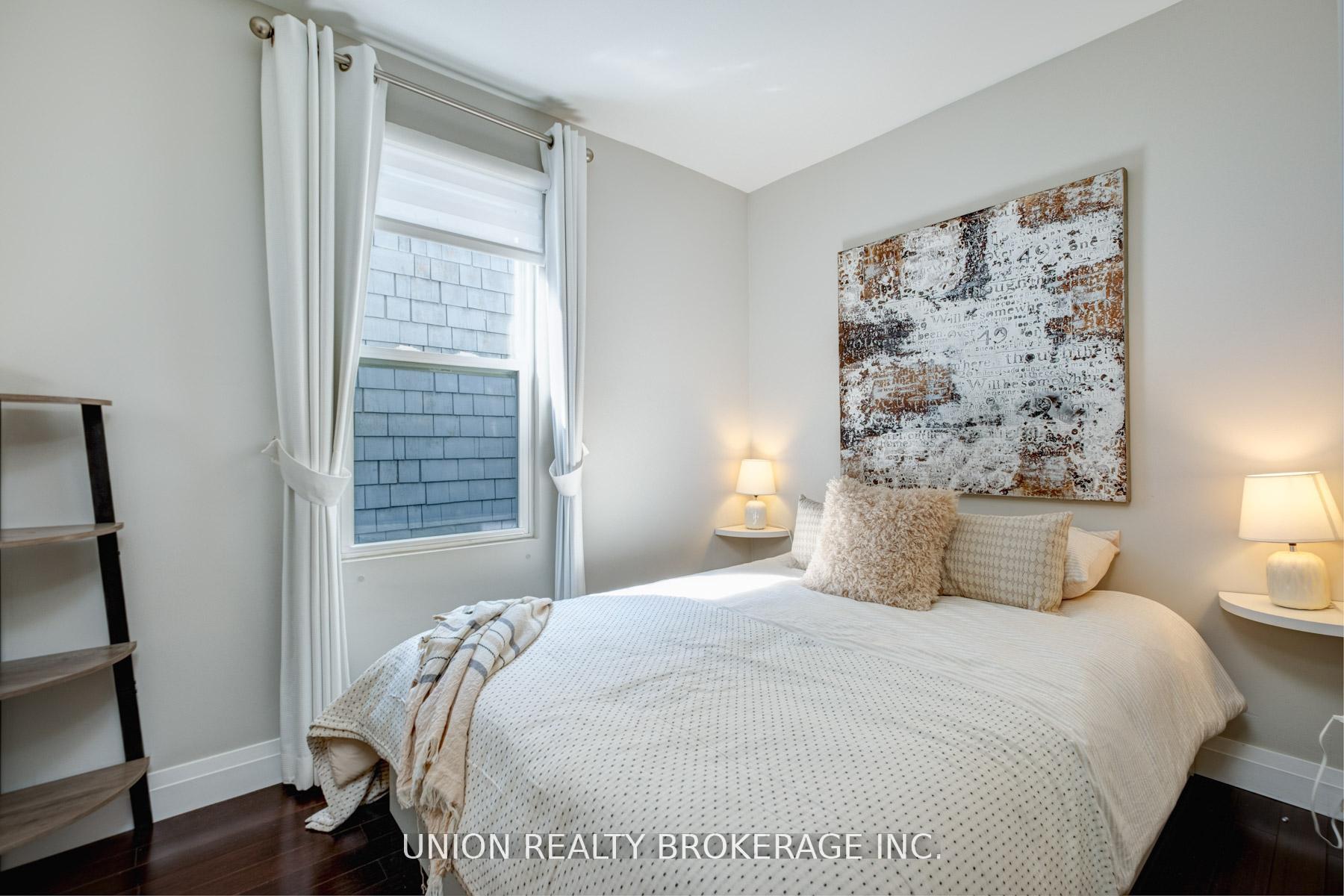 793 Woodbine Avenue, Toronto