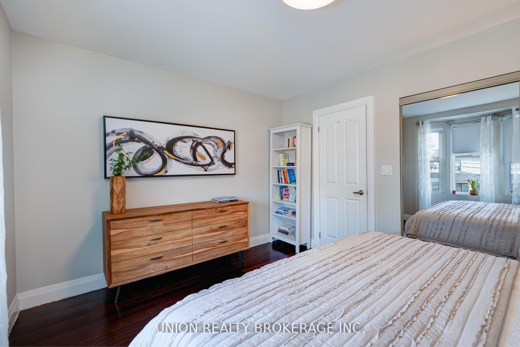 793 Woodbine Avenue, Toronto