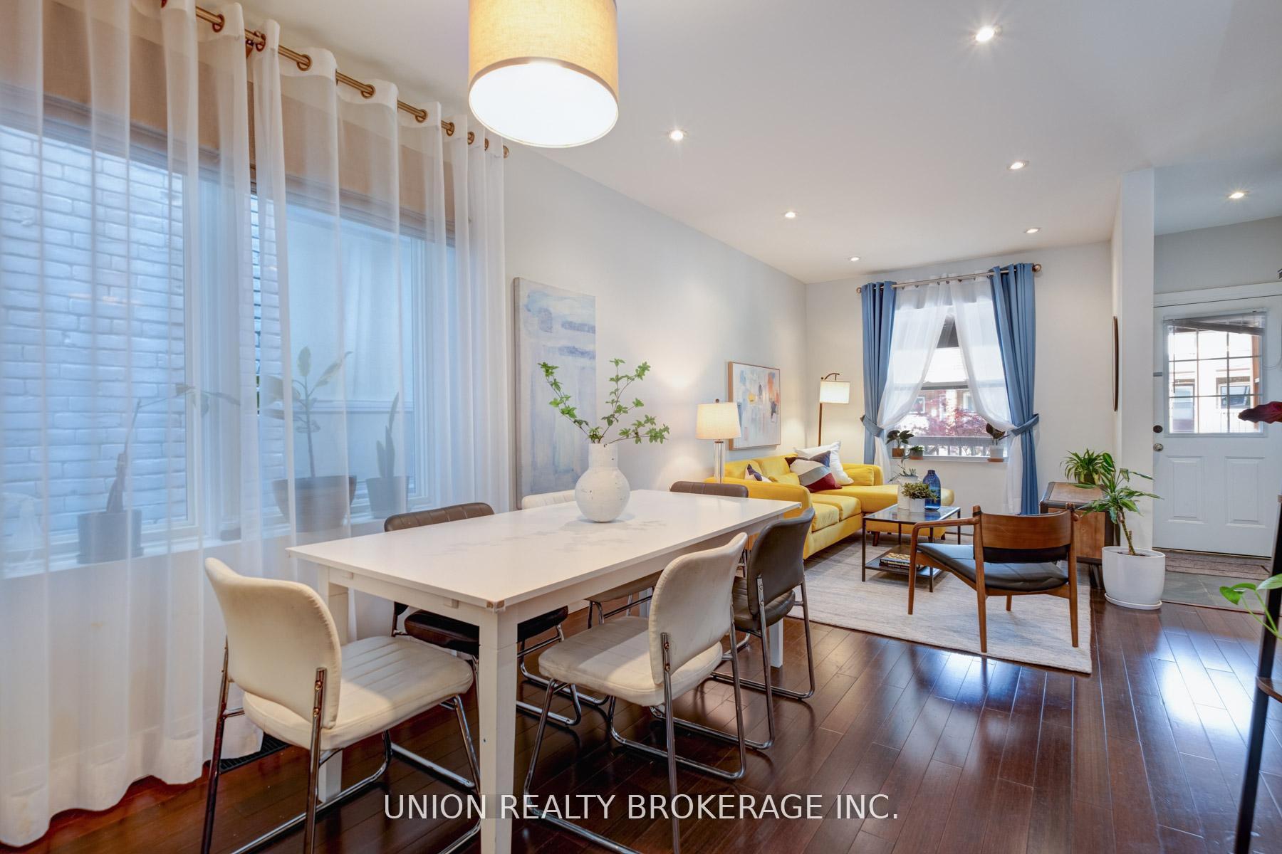 793 Woodbine Avenue, Toronto