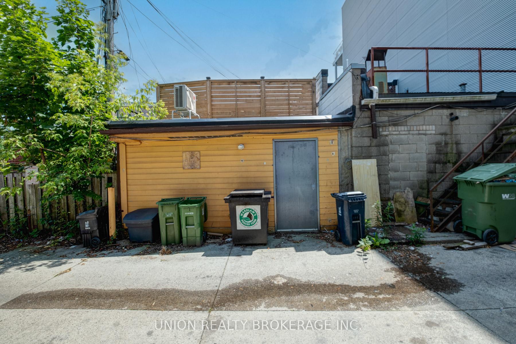 964 Kingston Road, Toronto