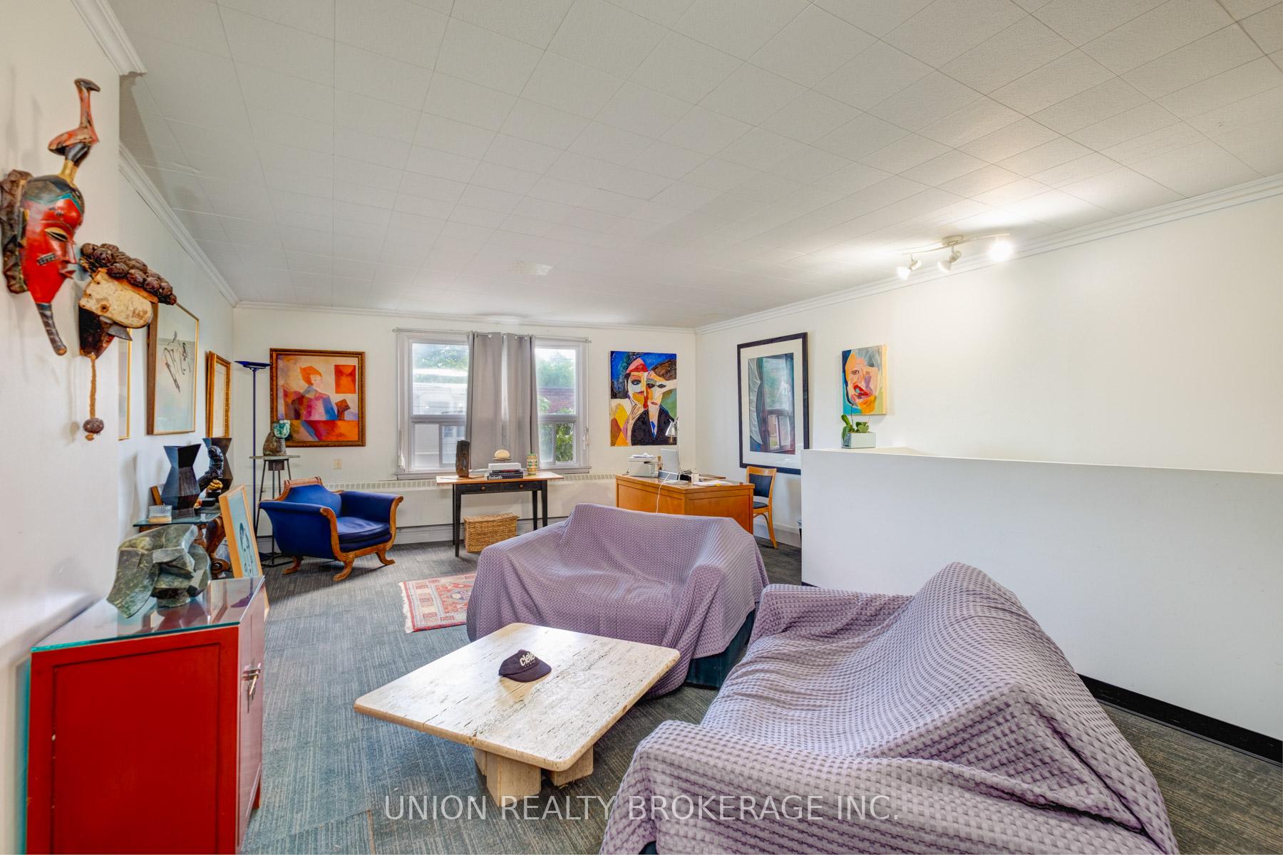 964 Kingston Road, Toronto