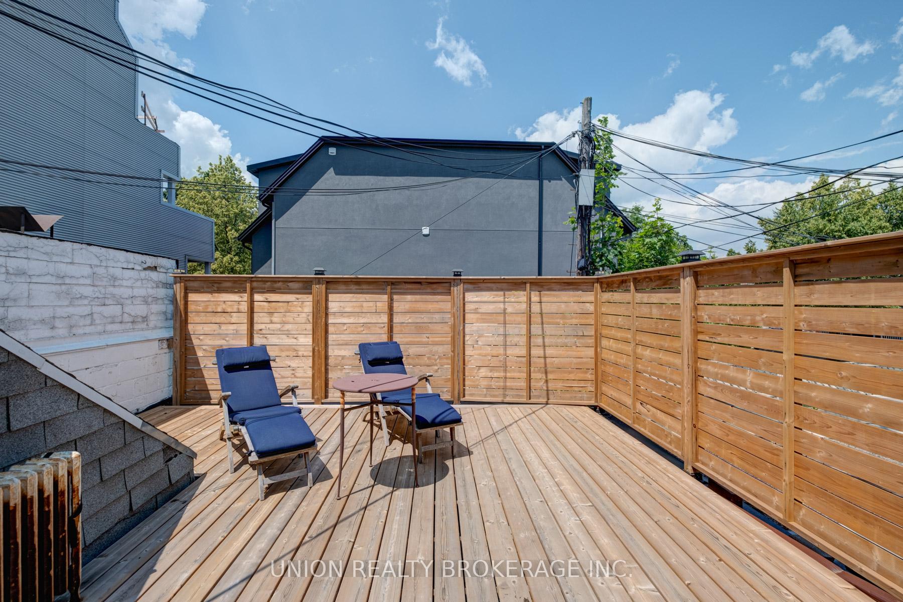 964 Kingston Road, Toronto