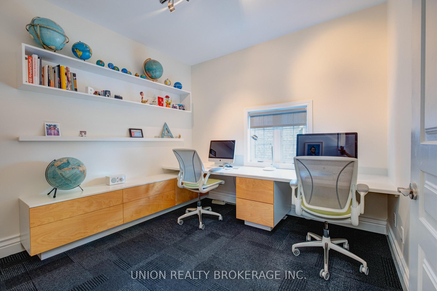 134 Edgewood Avenue, Toronto