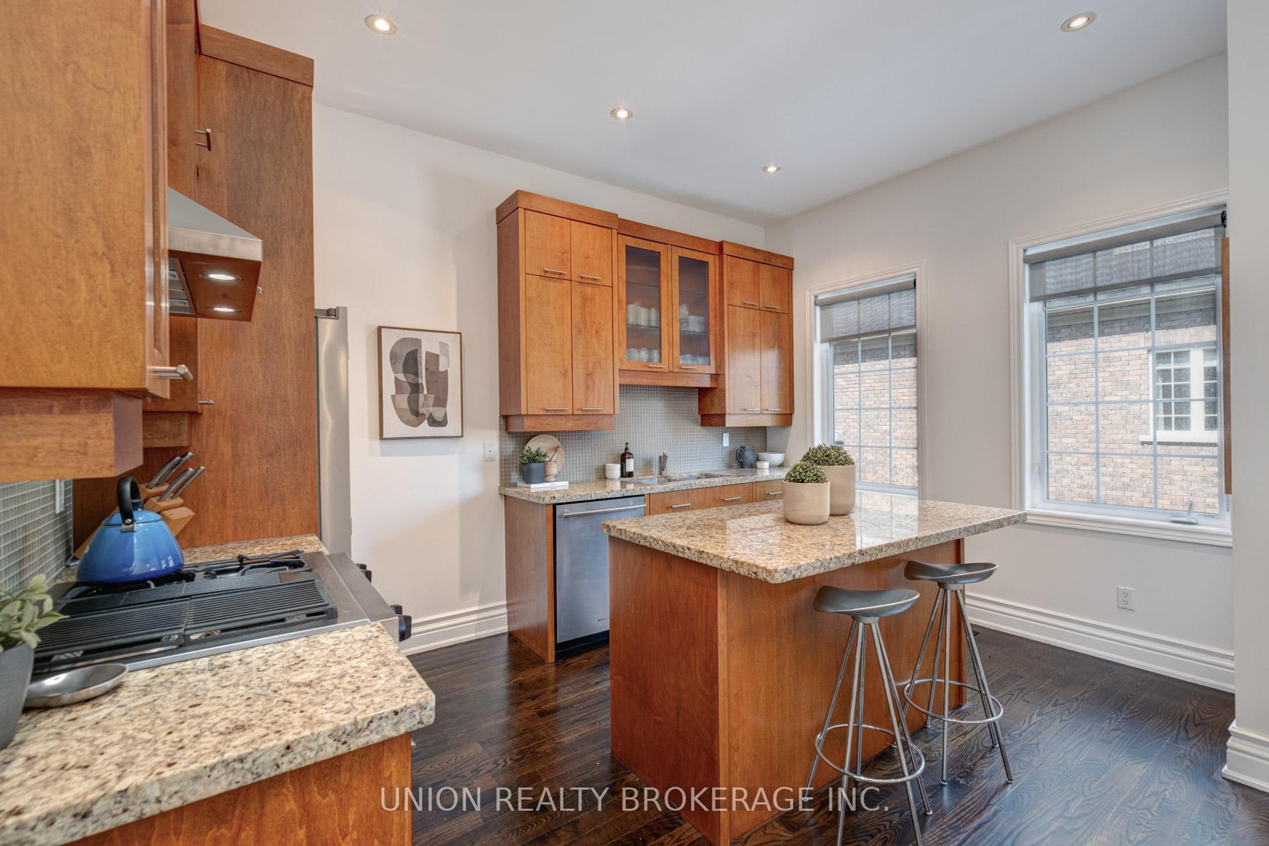 134 Edgewood Avenue, Toronto