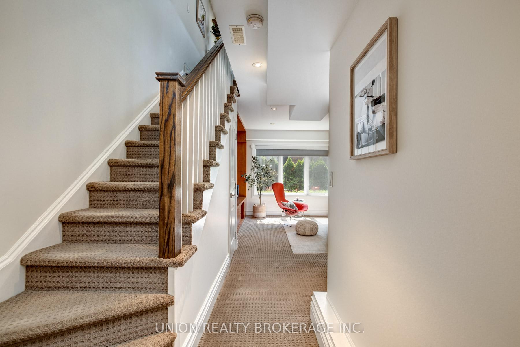 134 Edgewood Avenue, Toronto