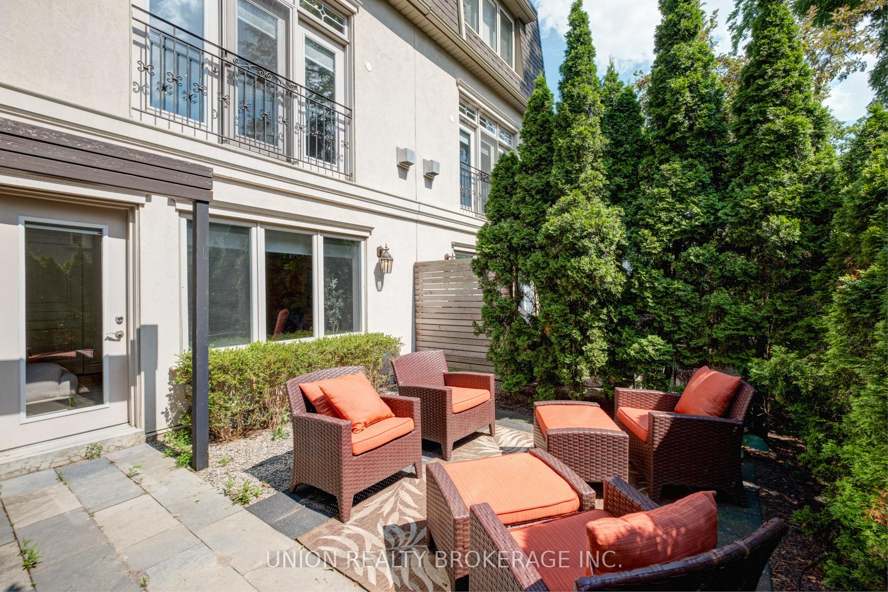 134 Edgewood Avenue, Toronto