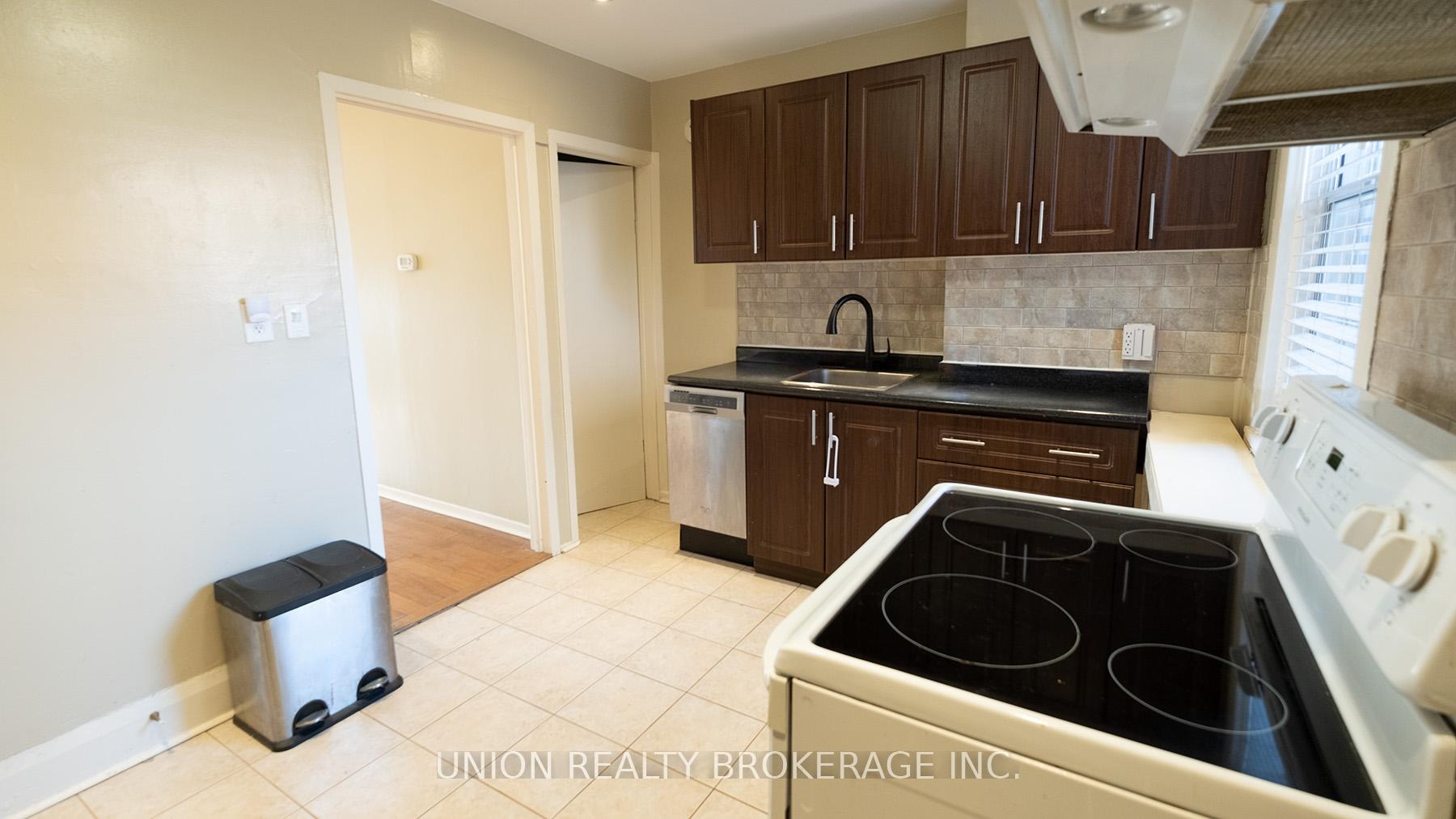 1738 Queen Street, Toronto