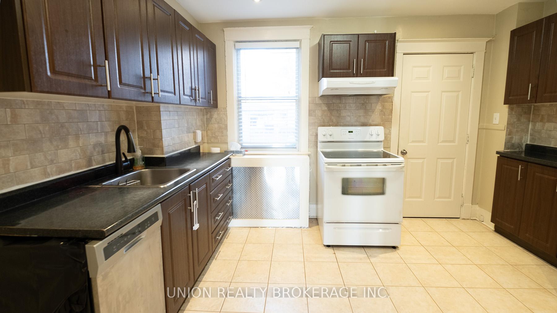 1738 Queen Street, Toronto