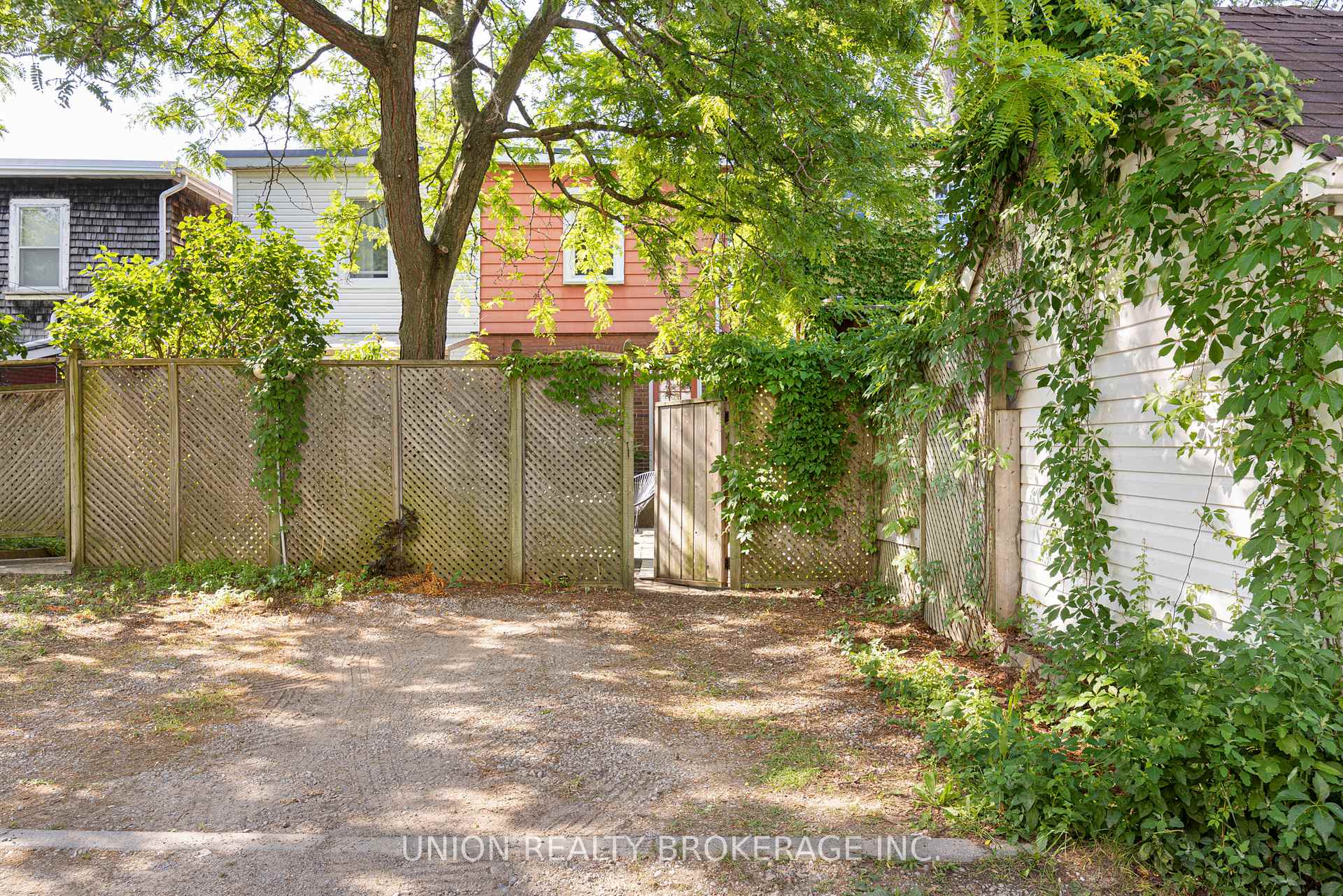 152 Milverton Boulevard, Toronto