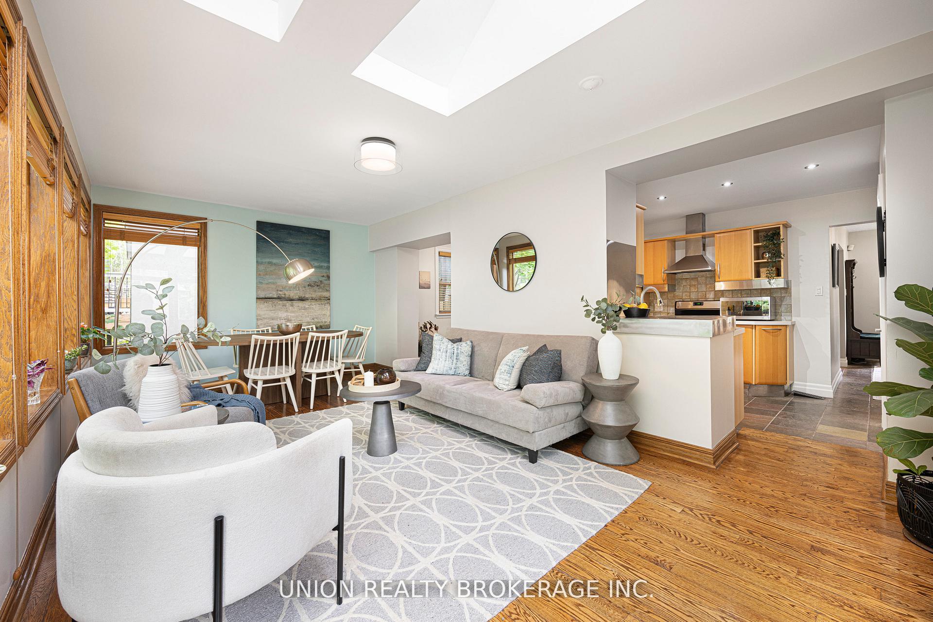 120 Scarboro Crescent, Toronto