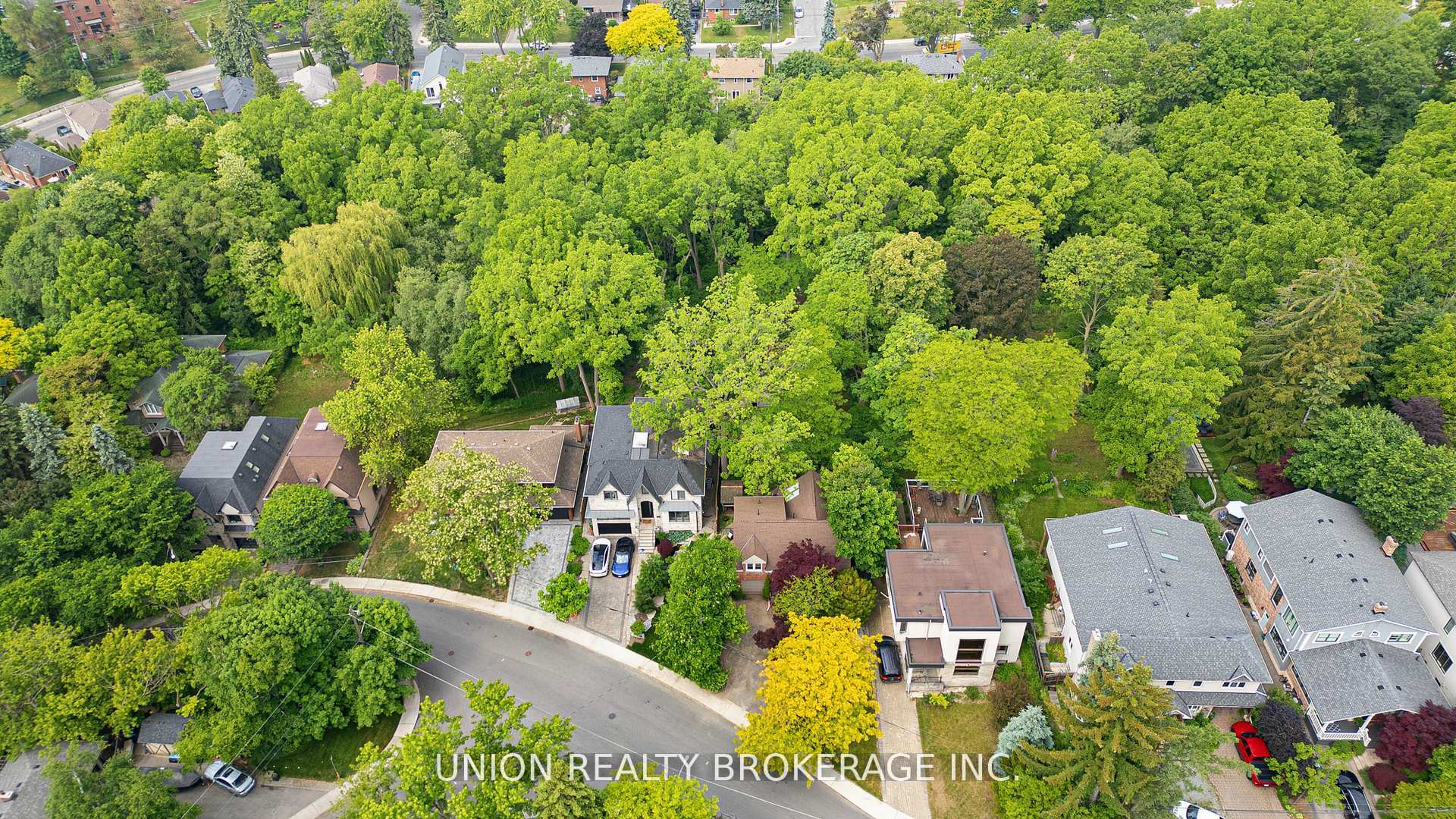120 Scarboro Crescent, Toronto