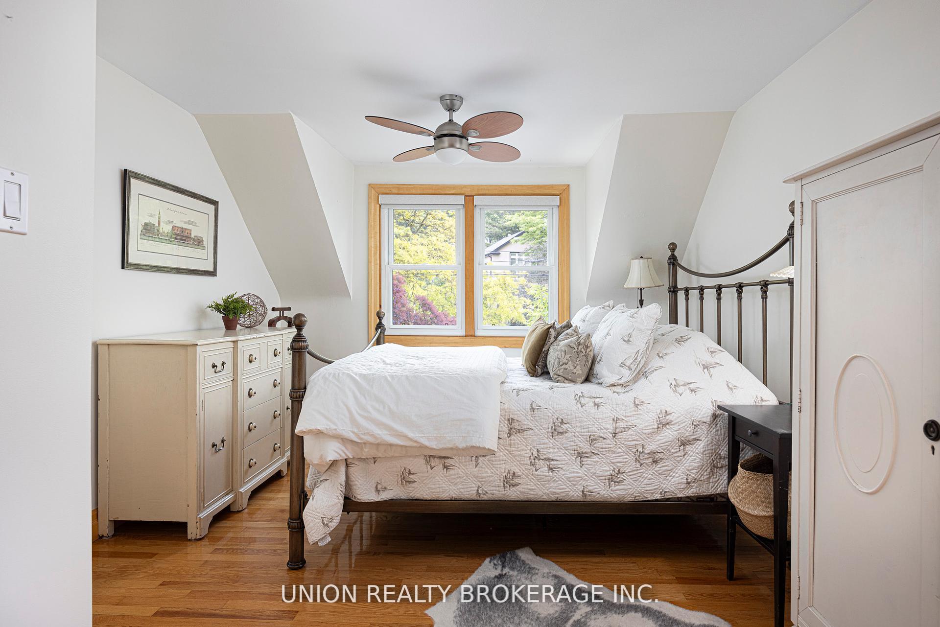 120 Scarboro Crescent, Toronto