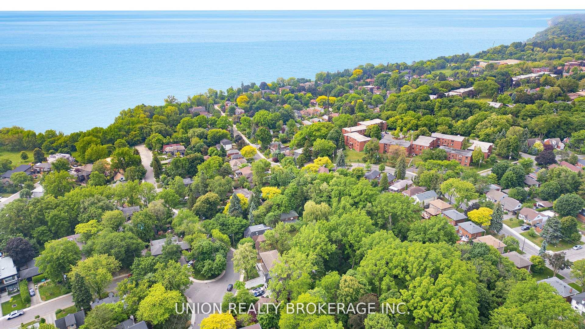 120 Scarboro Crescent, Toronto