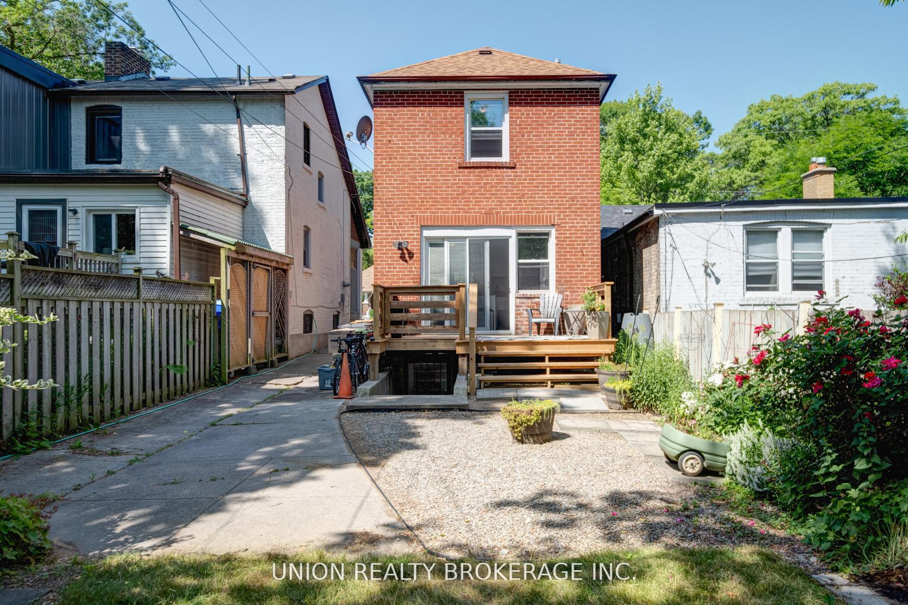 301 Victoria Park Avenue, Toronto
