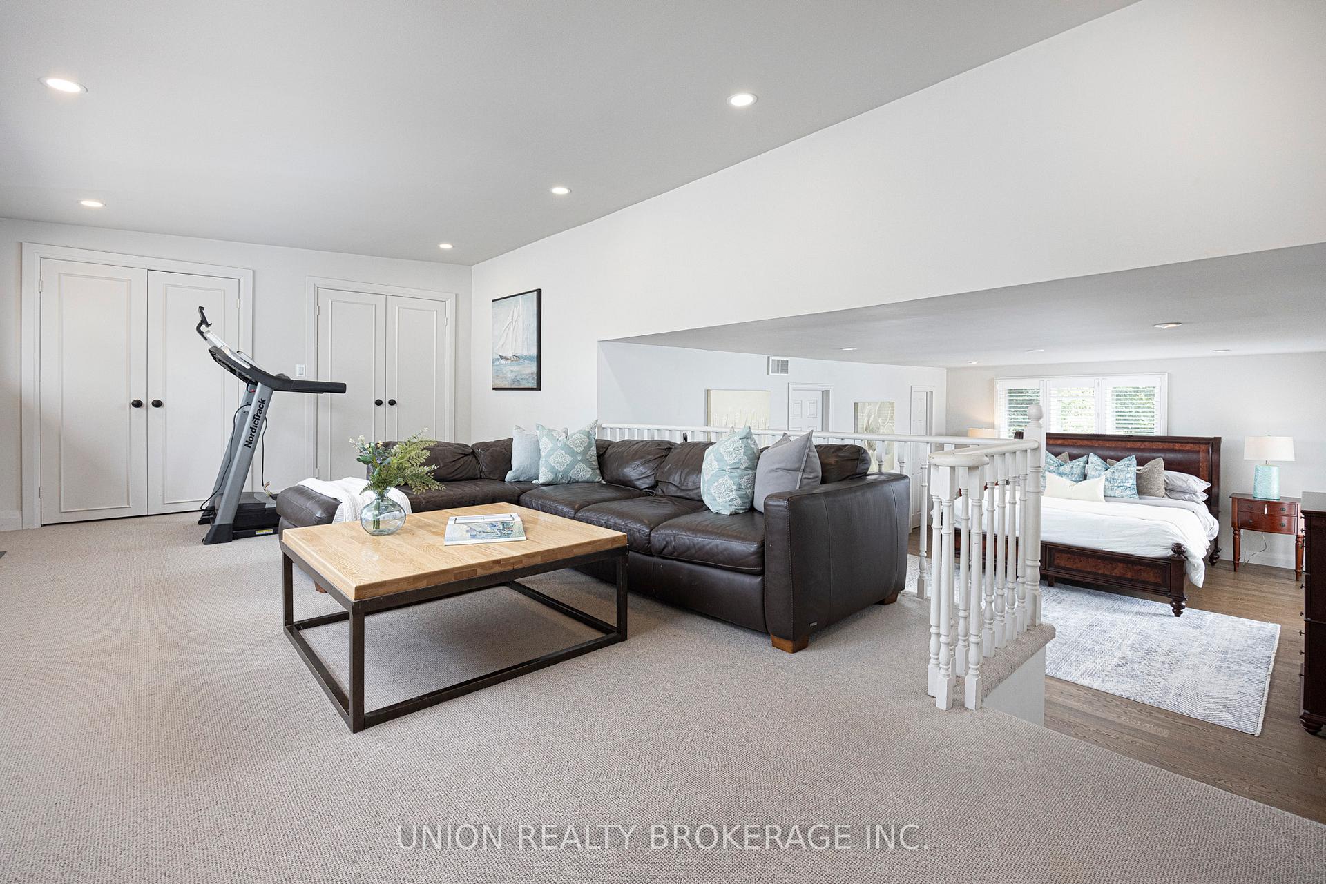 787 Glenmanor Drive