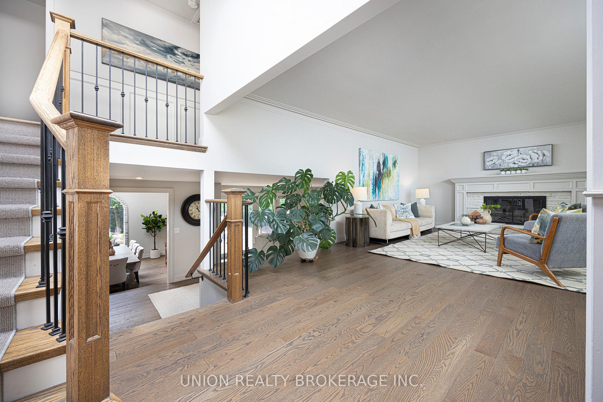 787 Glenmanor Drive