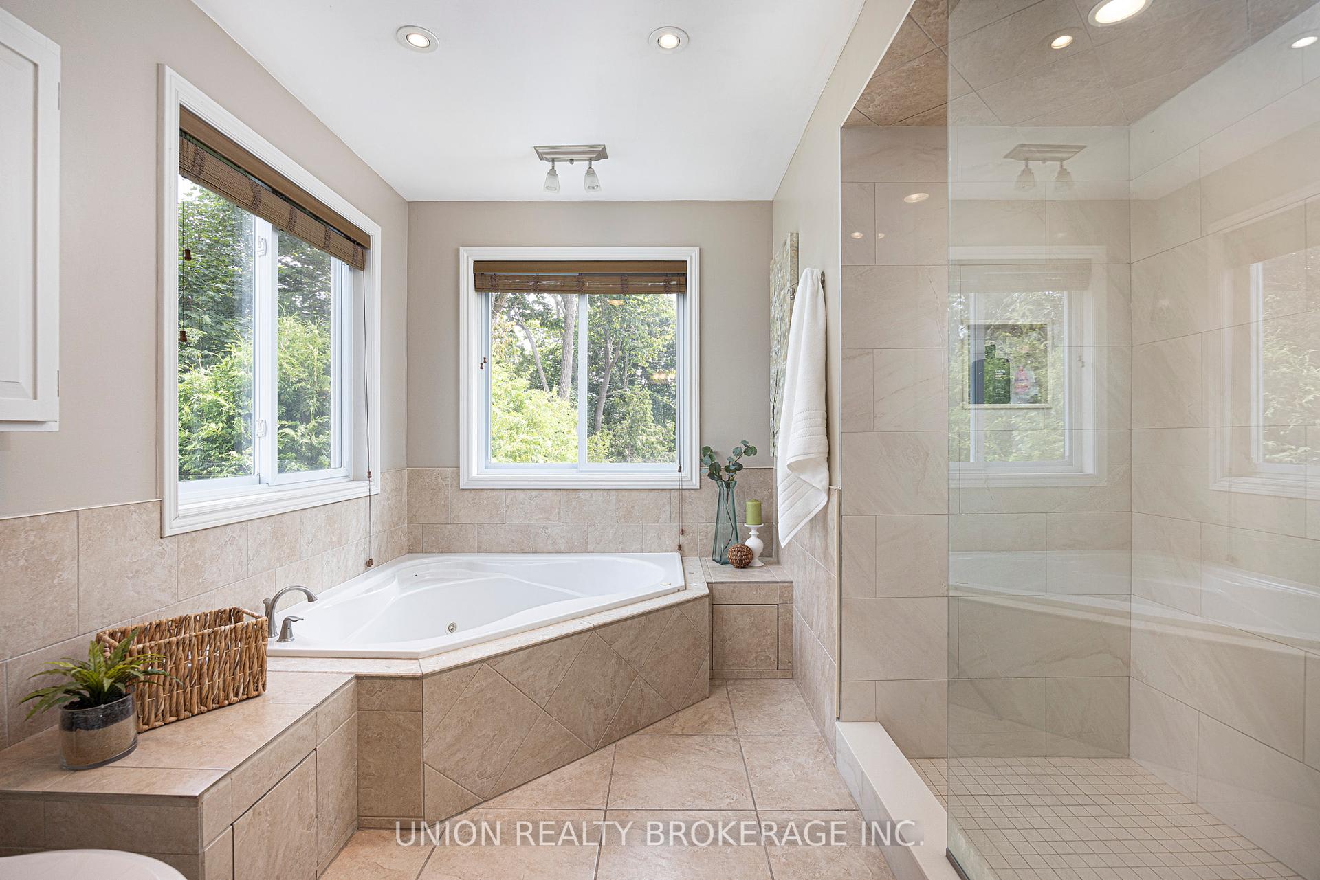 787 Glenmanor Drive