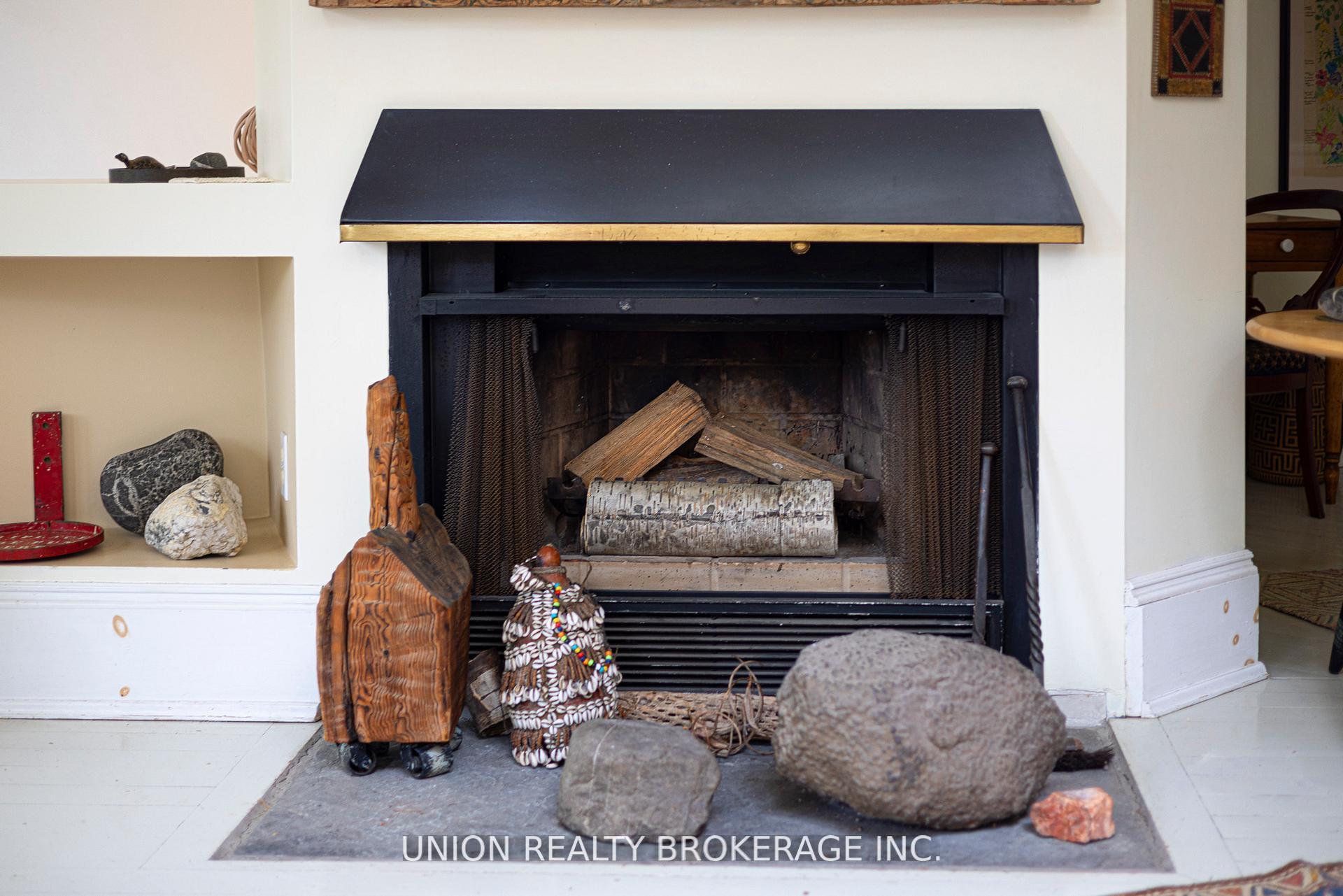 32B Victoria Park Avenue, Toronto E06