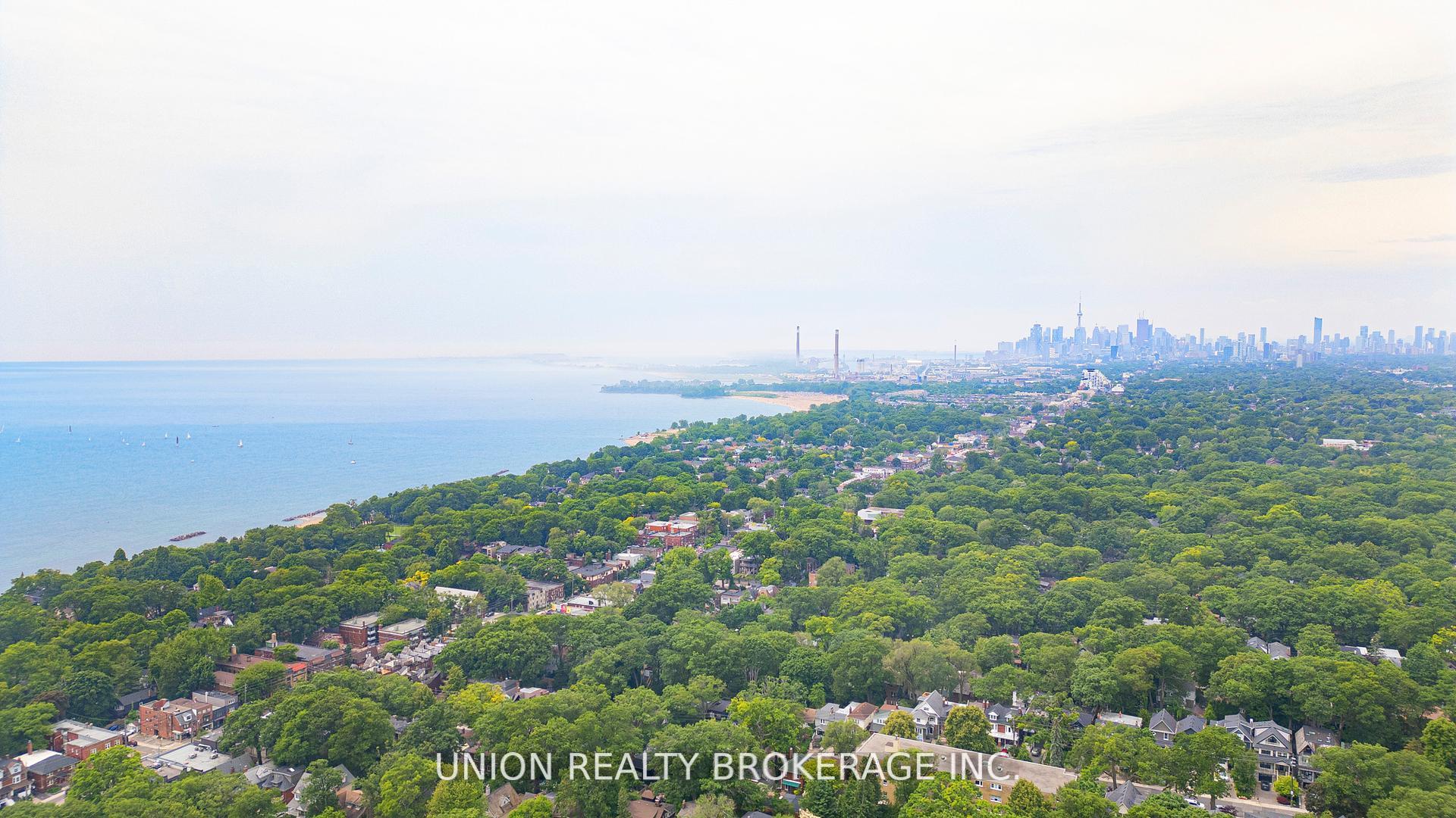 32B Victoria Park Avenue, Toronto E06