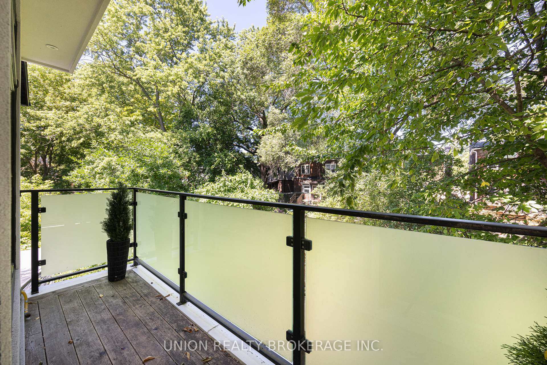7B Maughan Crescent
