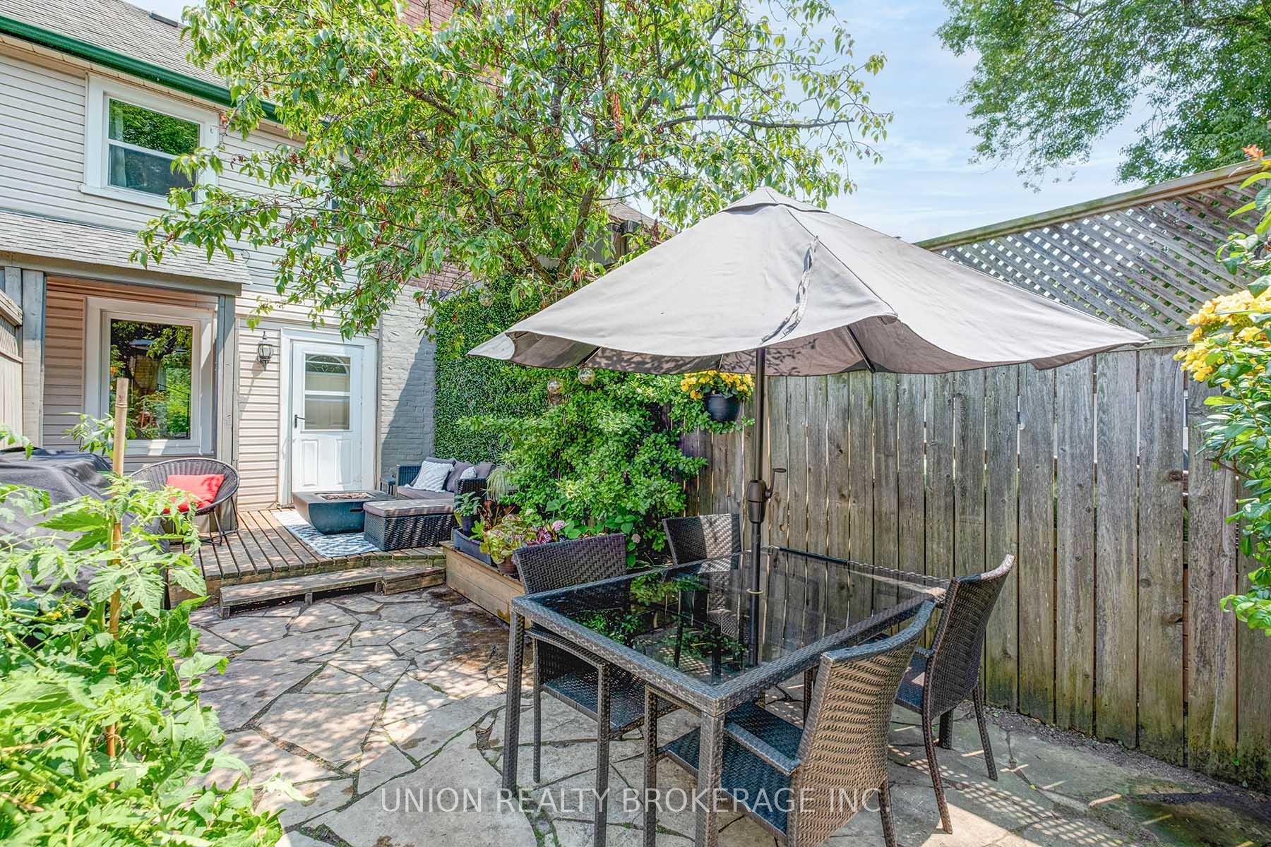 412 Coxwell Avenue