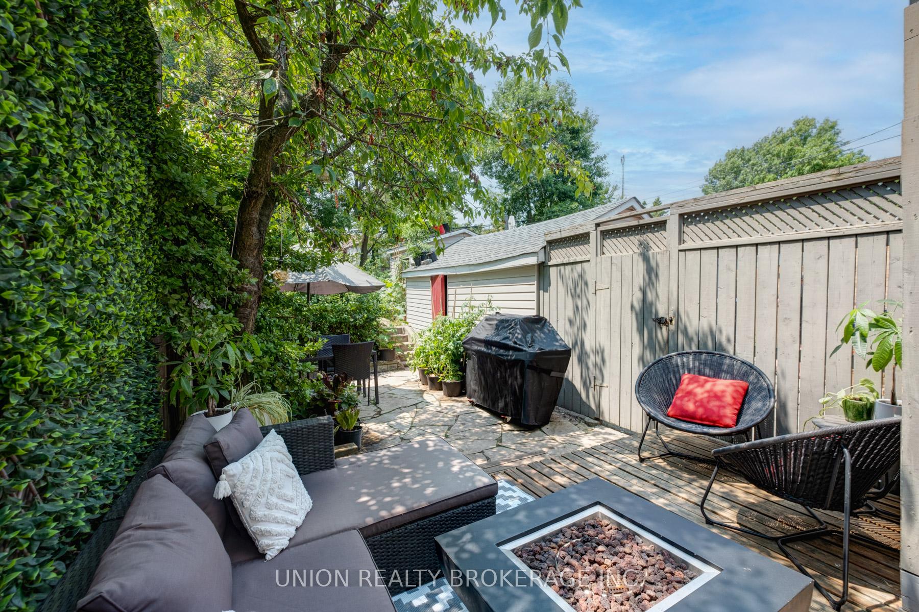 412 Coxwell Avenue