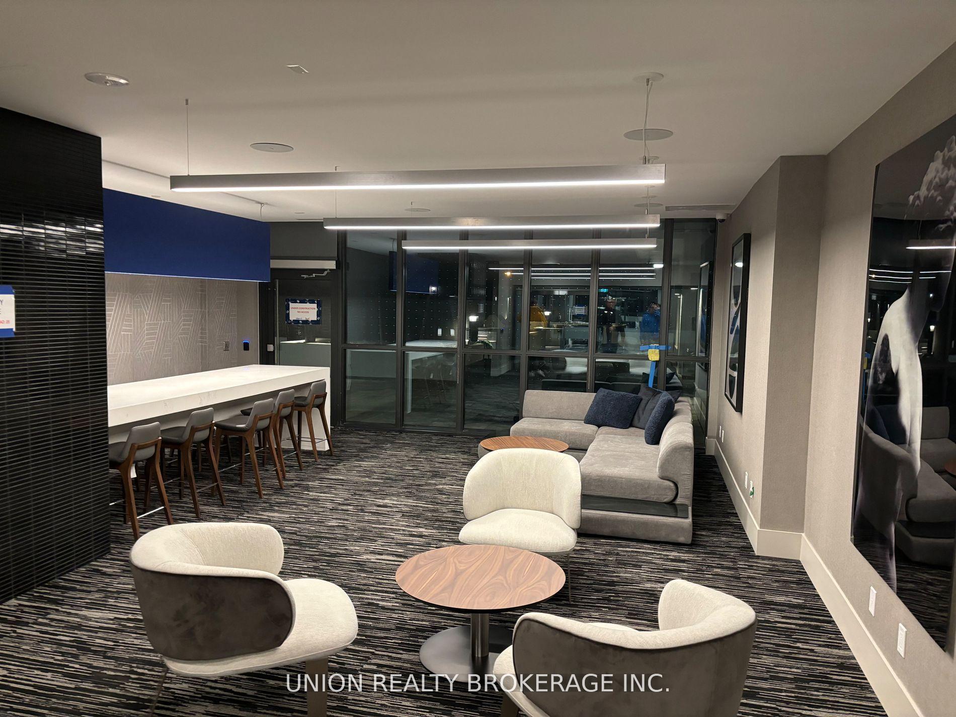 286 Main Street Suite 606