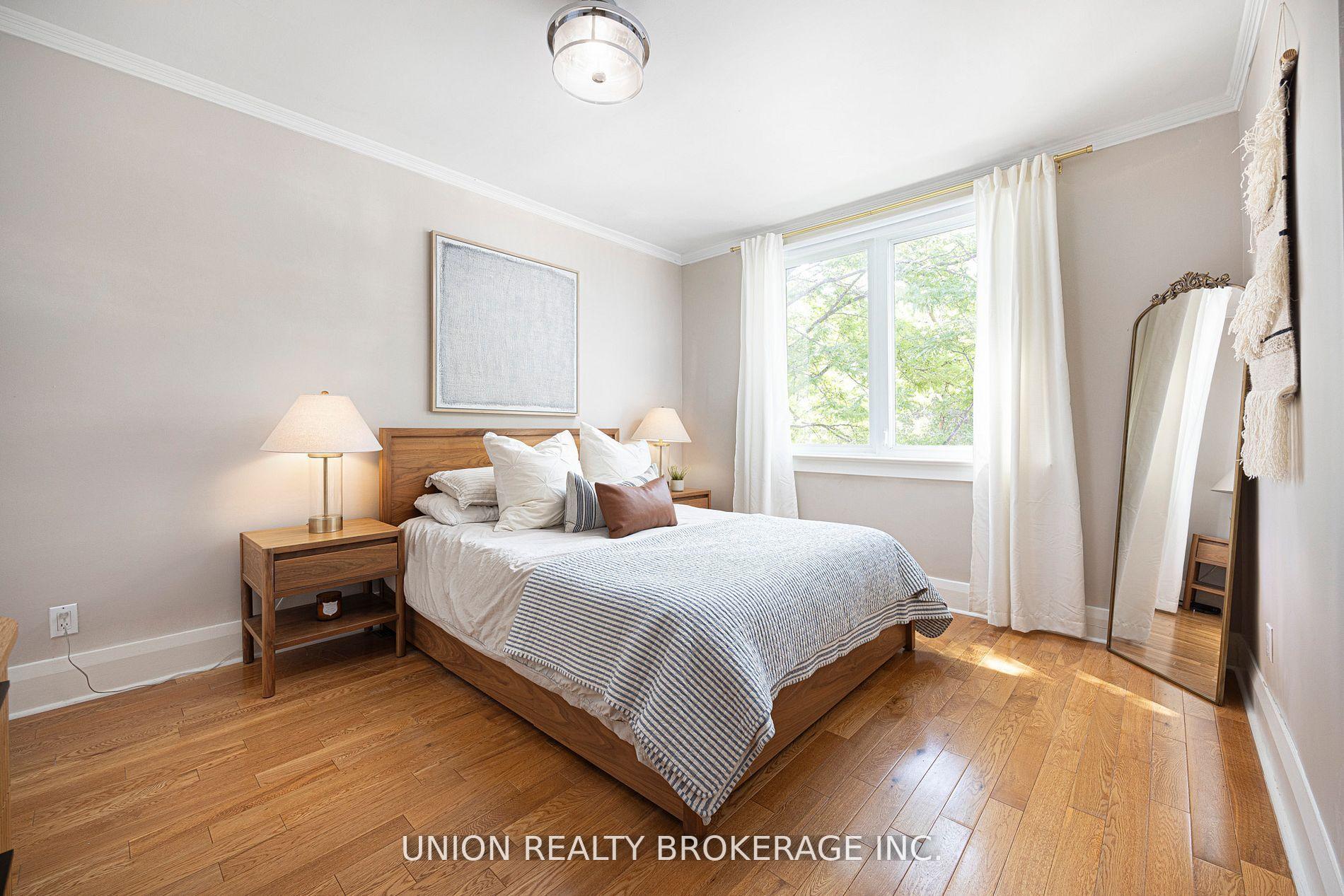 152 Milverton Boulevard