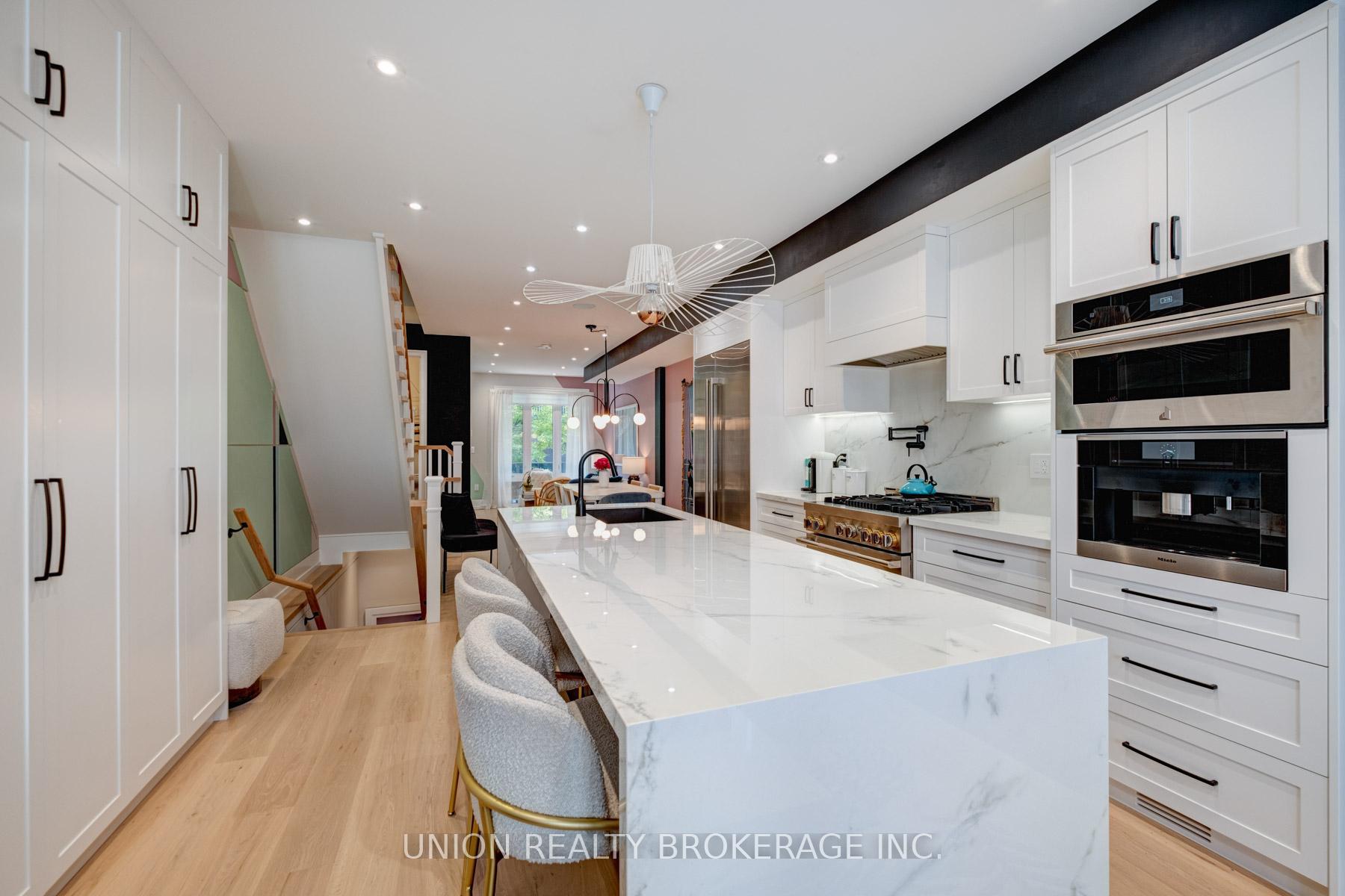 59 Glen Manor Drive