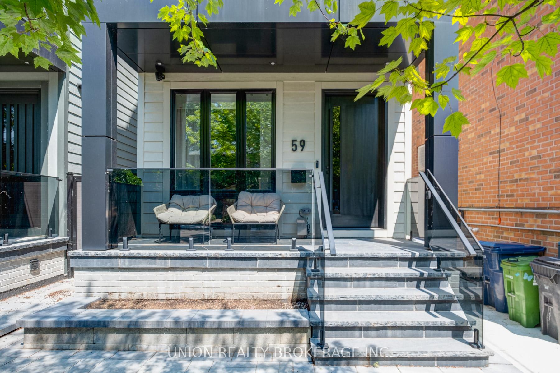 59 Glen Manor Drive