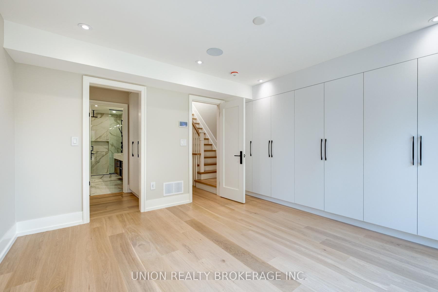 59 Glen Manor Drive