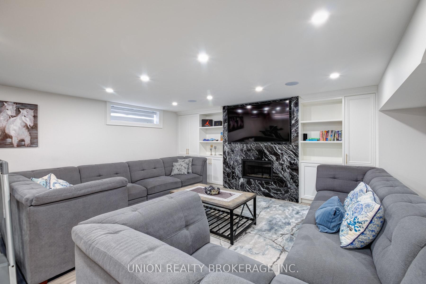 31 Alrita Crescent