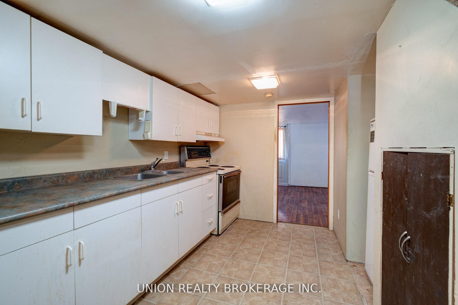 72 Sandown Avenue