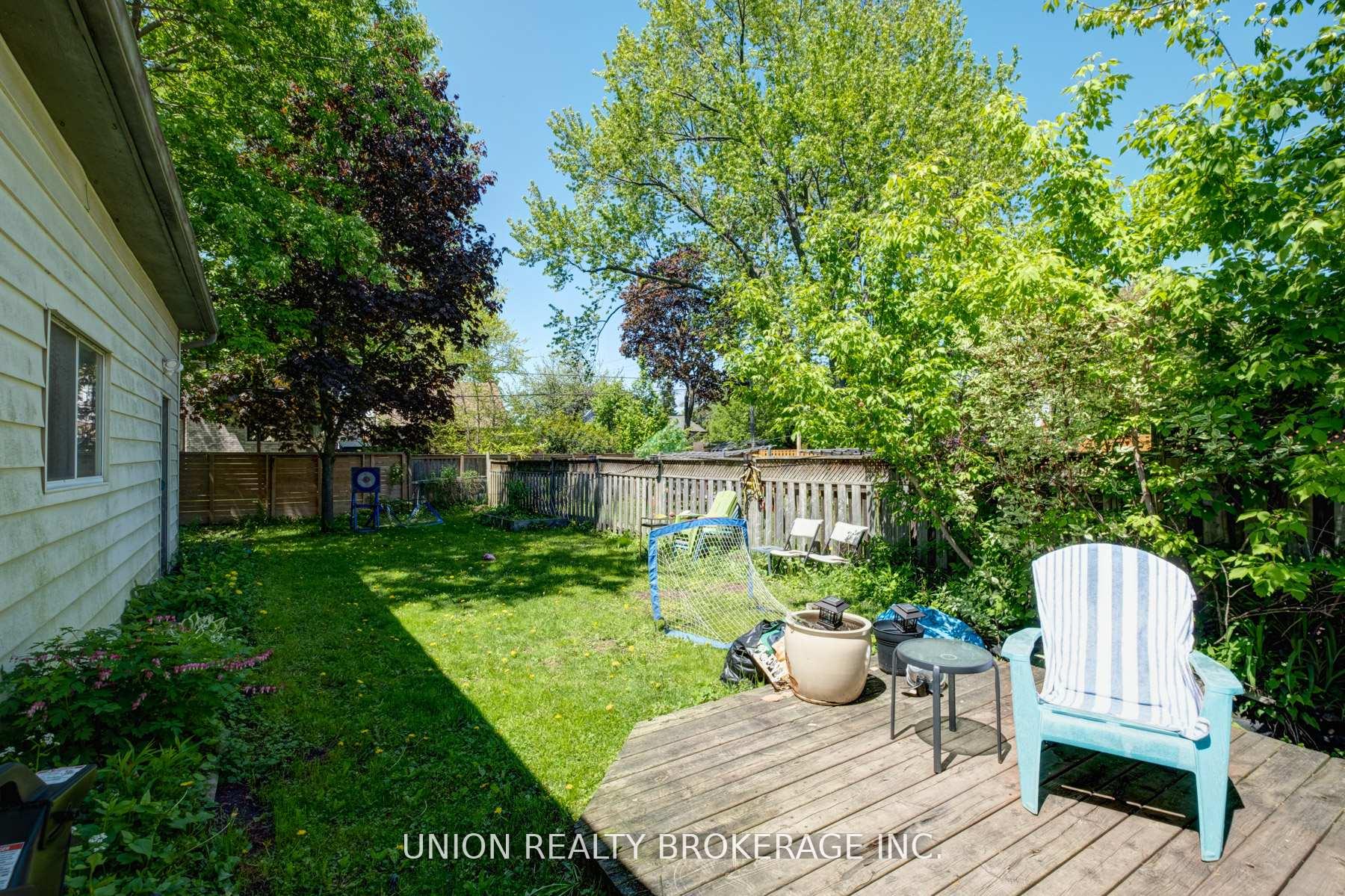 72 Sandown Avenue