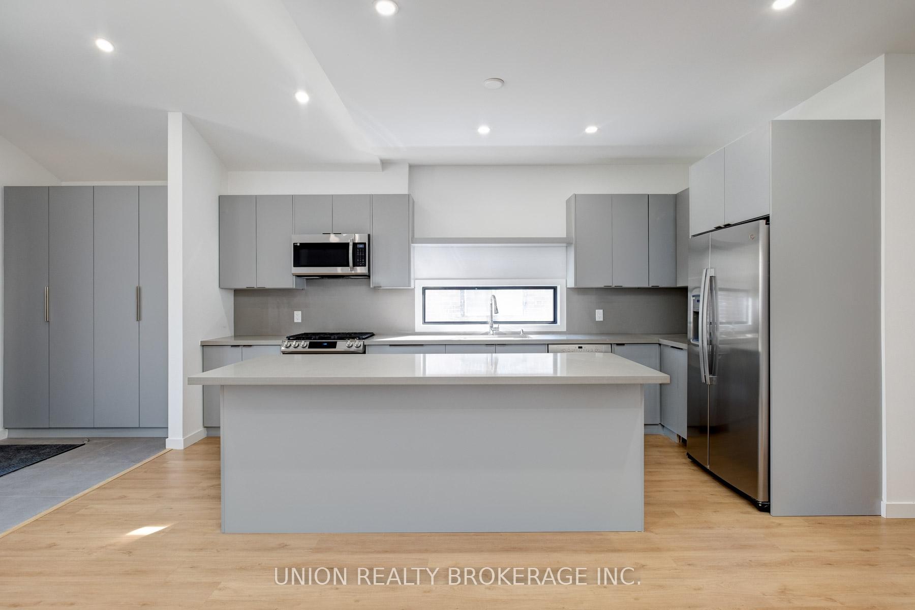 506 Scarborough Road Main Floor
