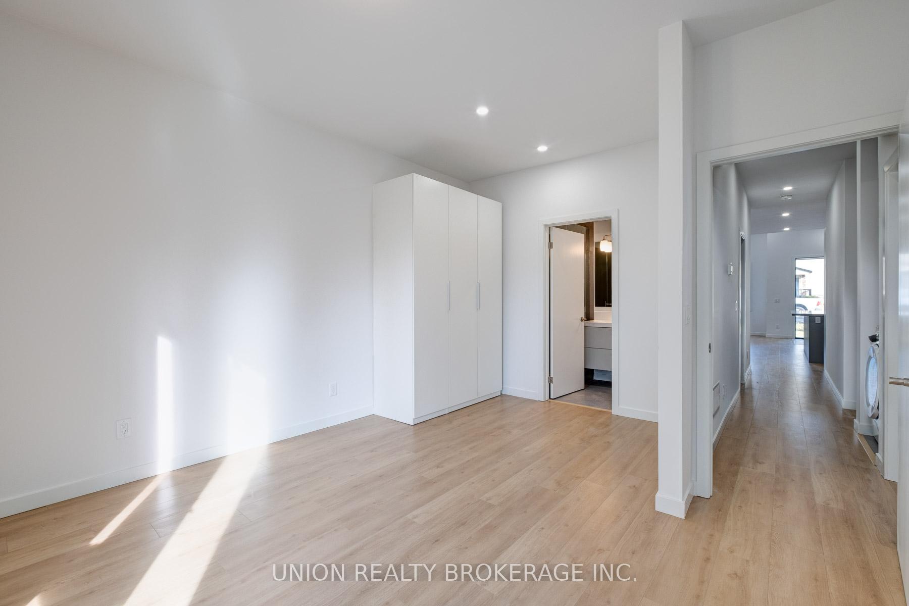 506 Scarborough Road Main Floor