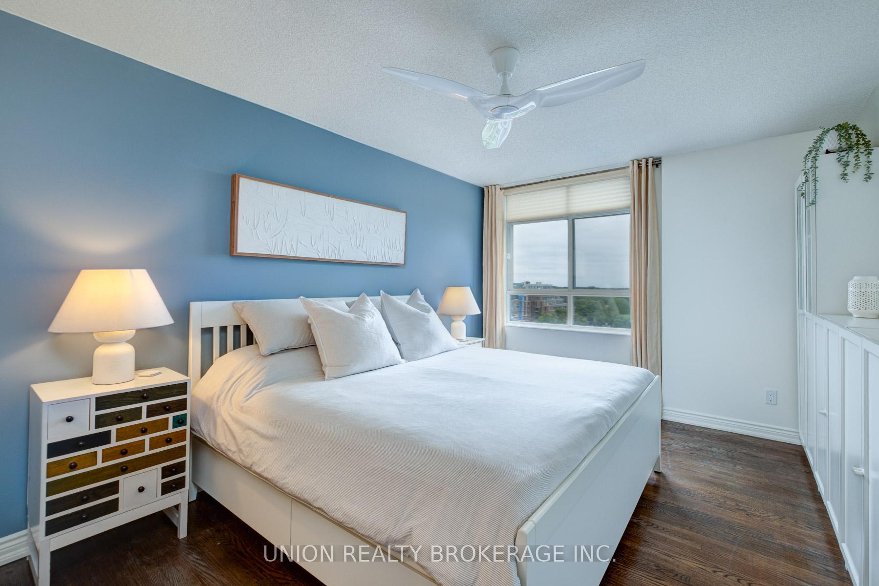 1093 Kingston Road 1204