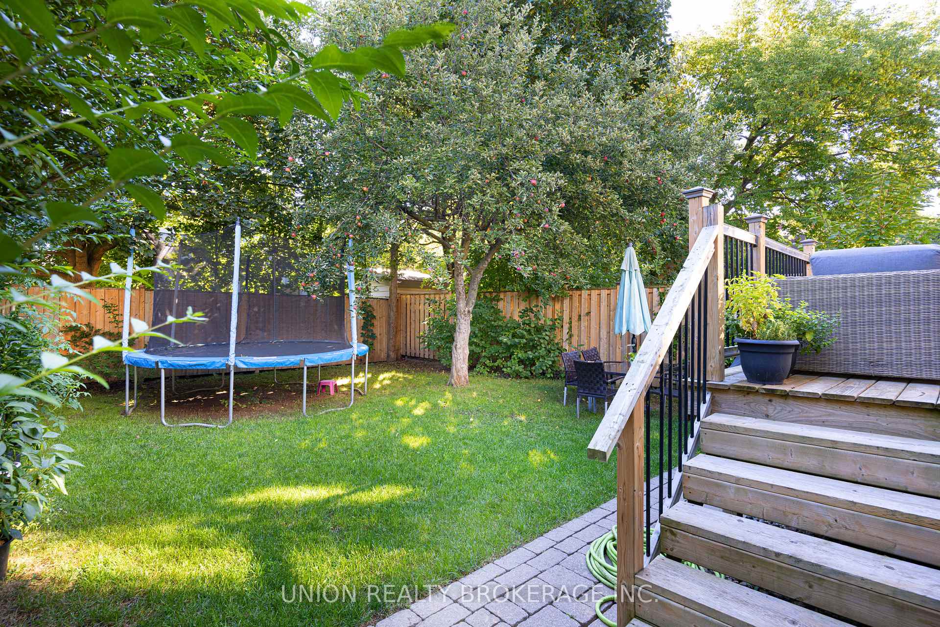 33 Hunt Club Drive