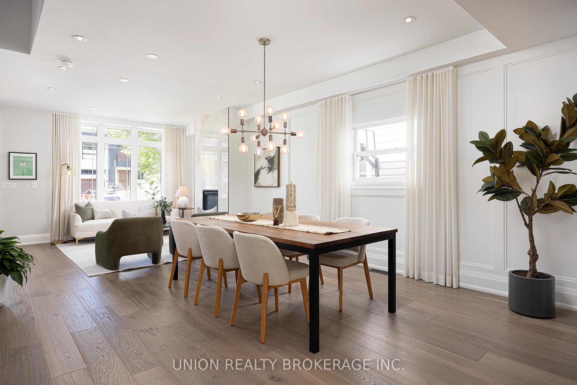 33 Hunt Club Drive