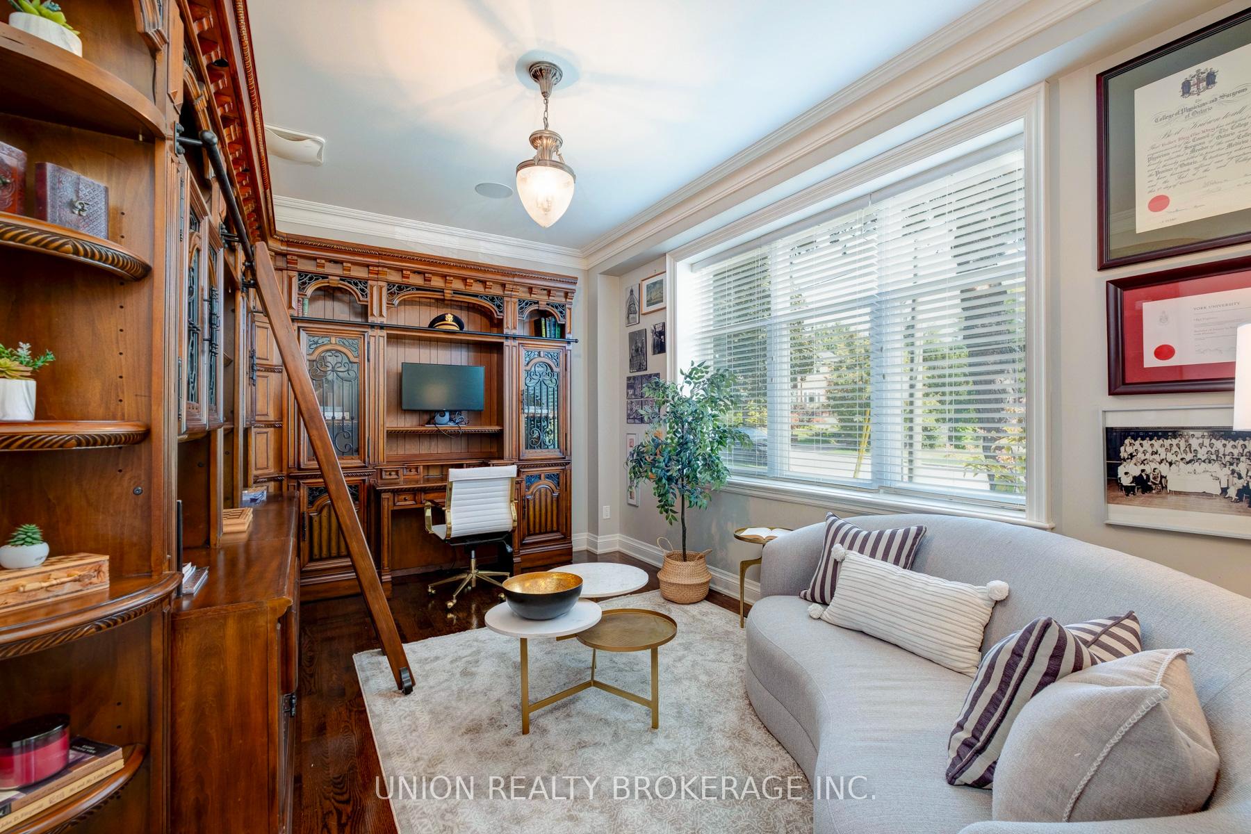 12 Gradwell Drive