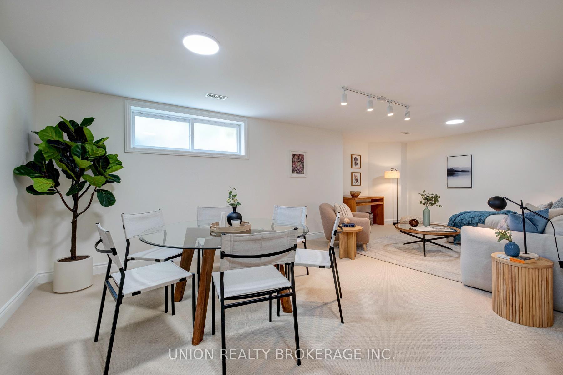 12 Gradwell Drive