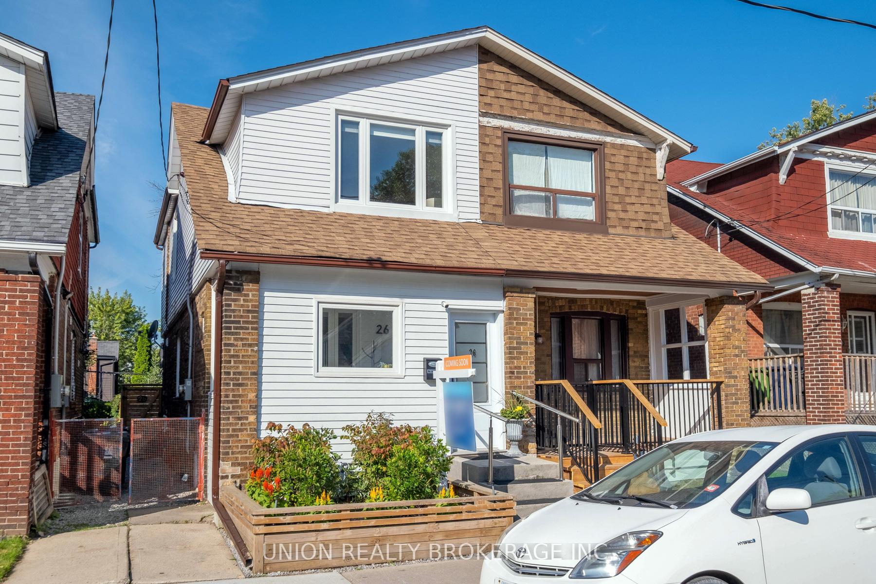 26 Greenwood Avenue