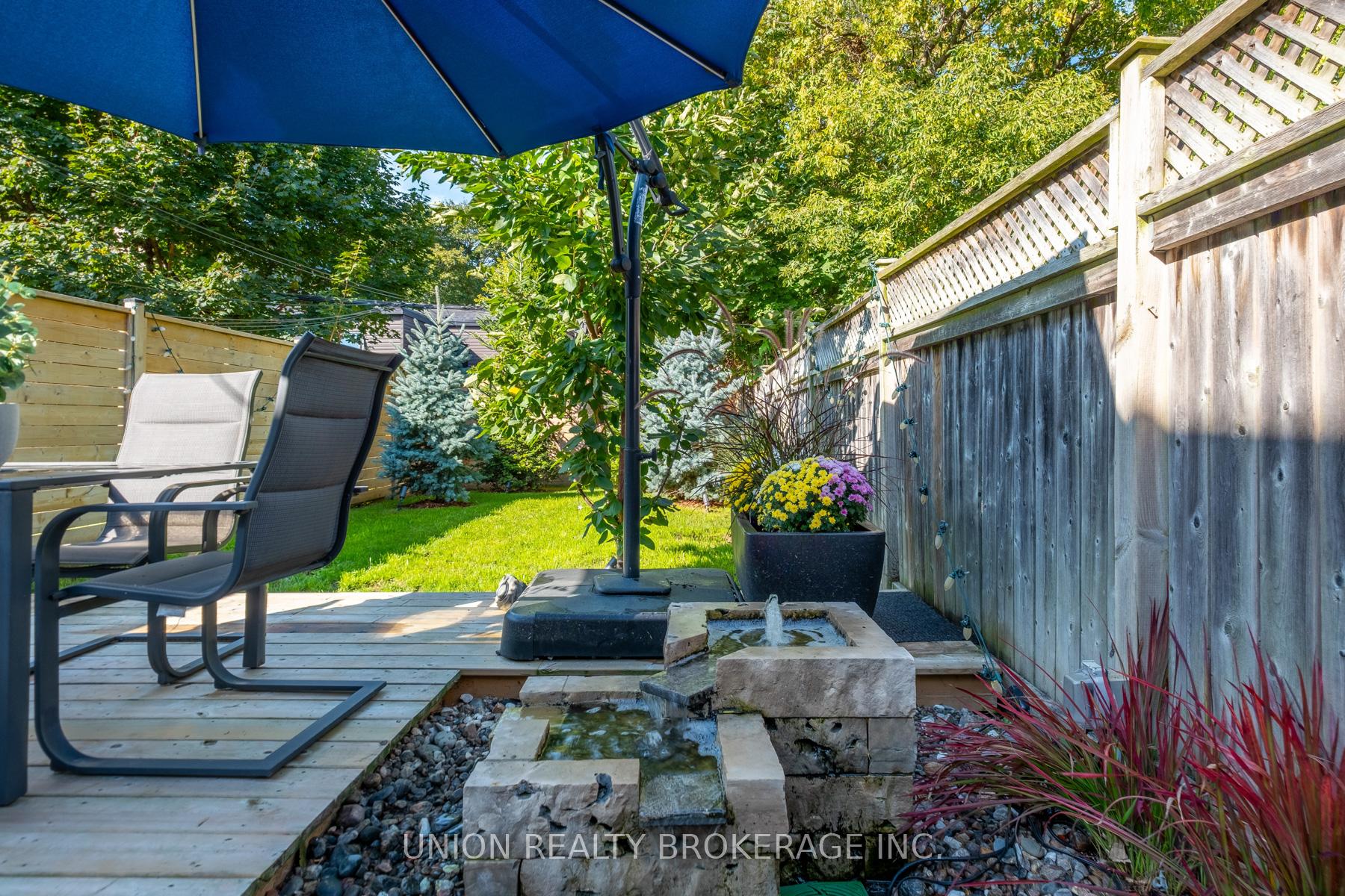 26 Greenwood Avenue