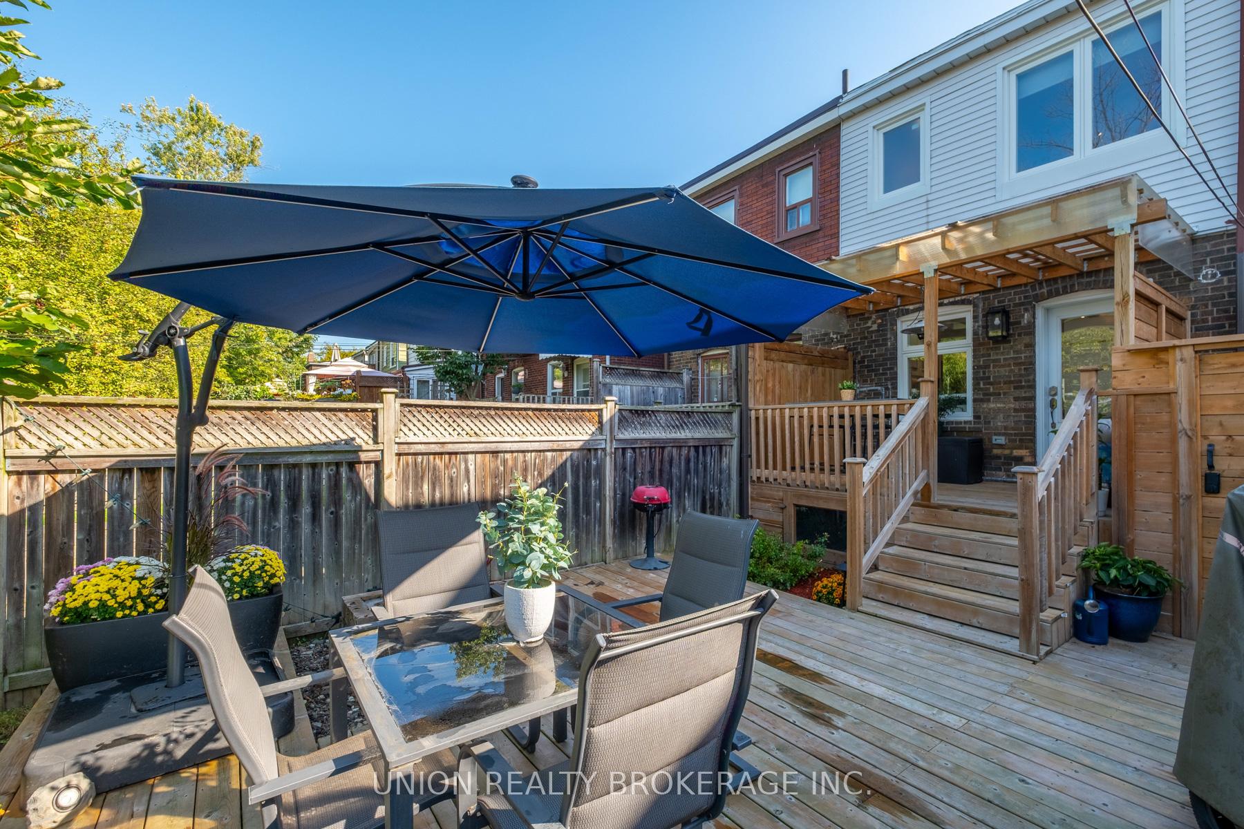 26 Greenwood Avenue